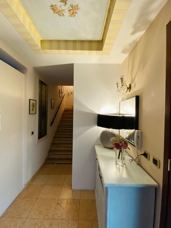 Viale Manzoni Hotel Сасуоло Екстериор снимка
