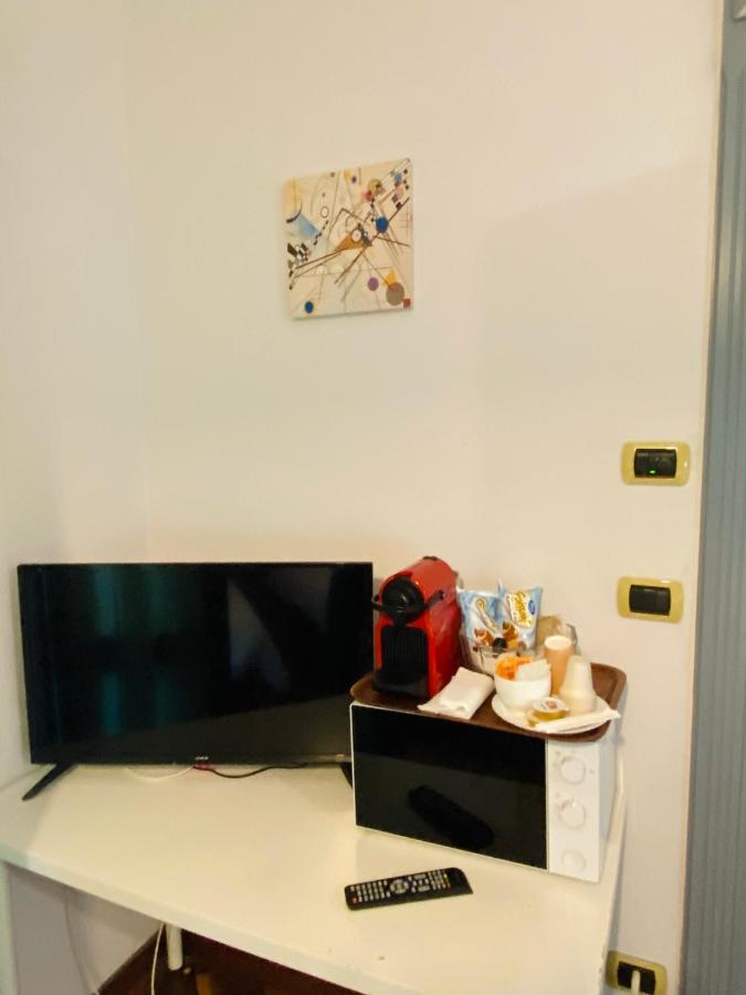 Viale Manzoni Hotel Сасуоло Екстериор снимка
